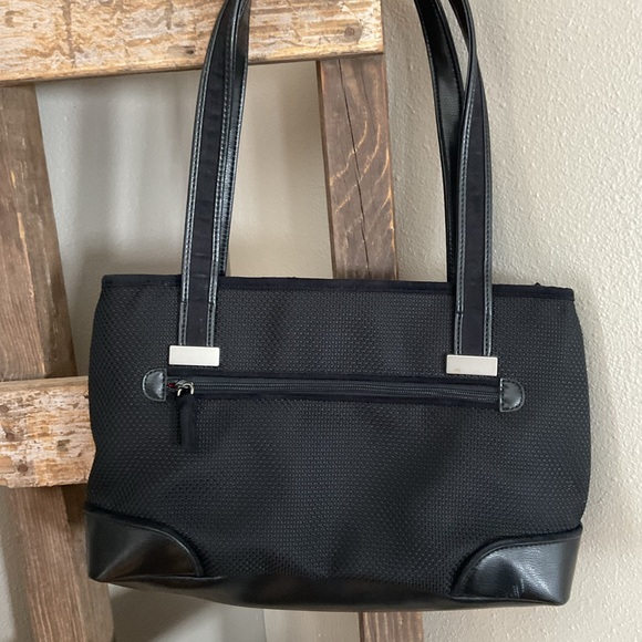 The Sak Black Shoulder Bag - Picture 2 of 8